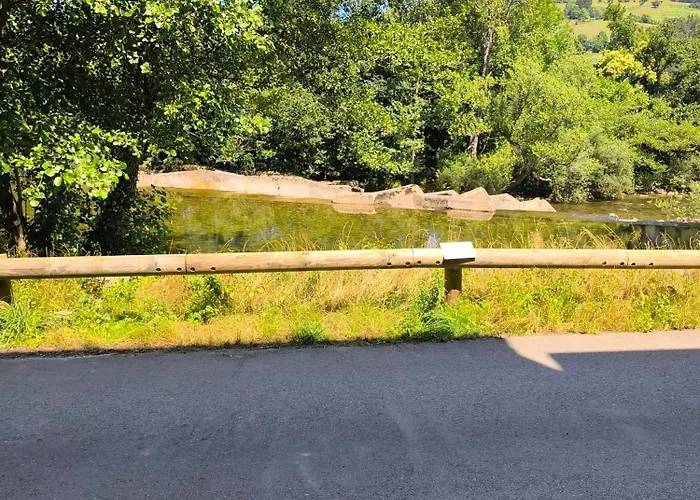 La Casa De La Miel Lägenhet Ramales de la Victoria